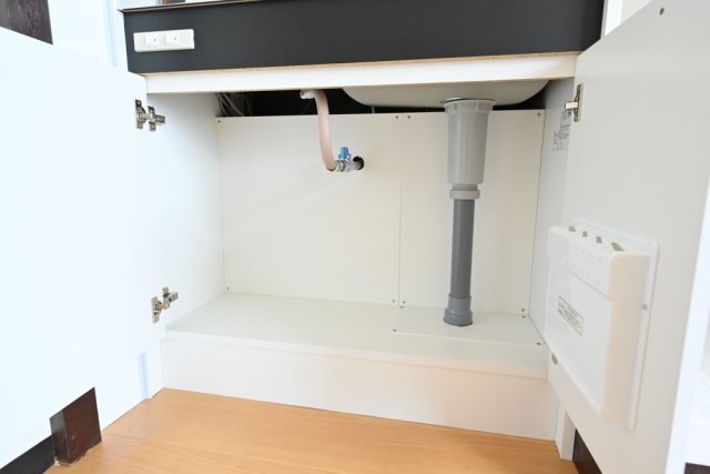 日興パレス駒場6階 キッチン下部