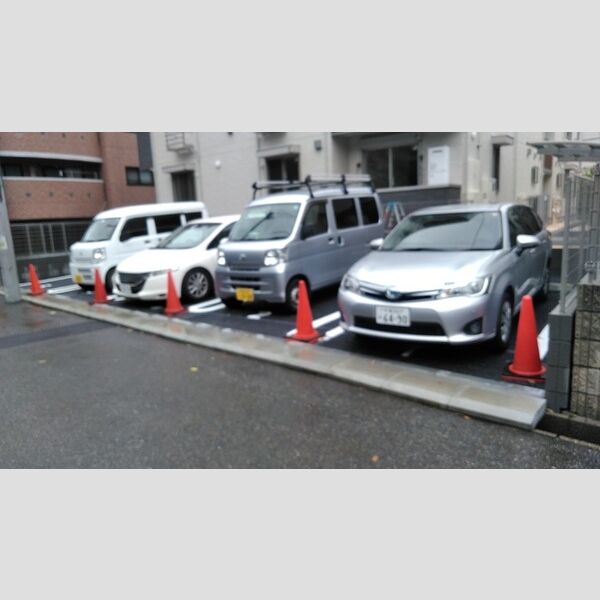 エタニティー東船橋103号室 駐車場