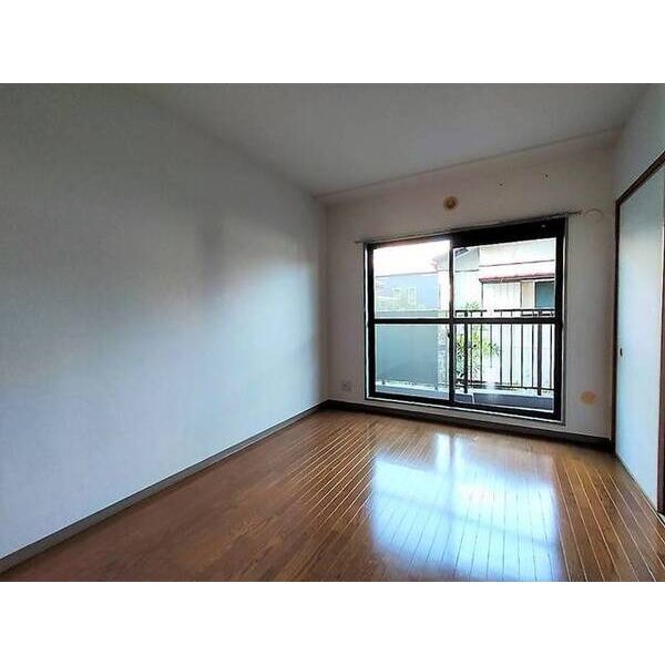 グレープ・パル リビング