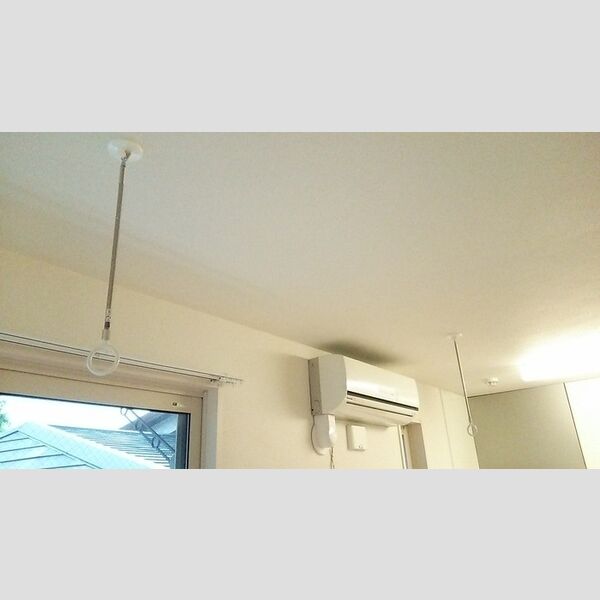 ヴェルデ神明町202号室 室内物干し