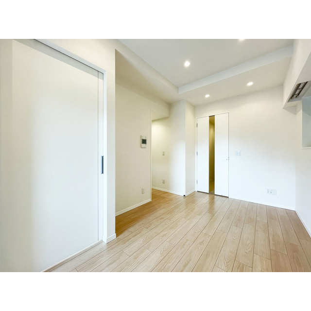 オーパスホームズ千駄木0306号室 同建物別部屋の参考画像