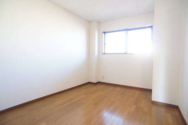 ベルデモール リビング