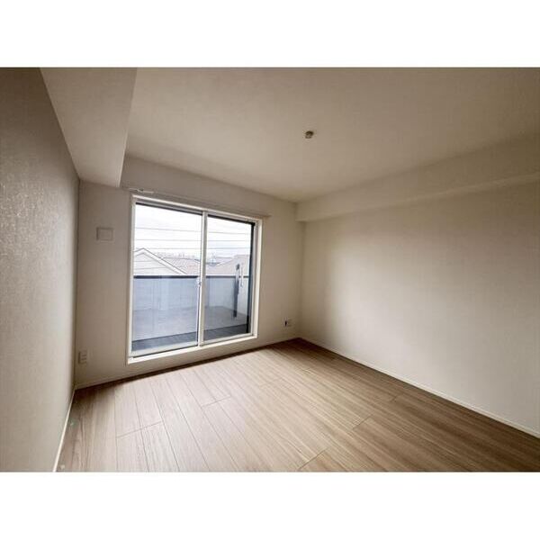 レイズ日進302号室 リビング