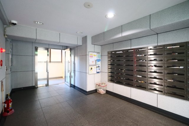 パーク・ノヴァ鶴見2階 エントランス