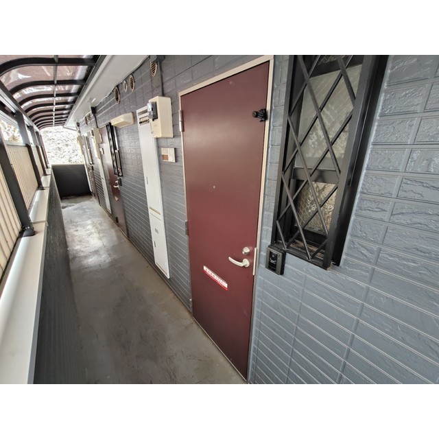 コーポ牛若丸20A号室 玄関