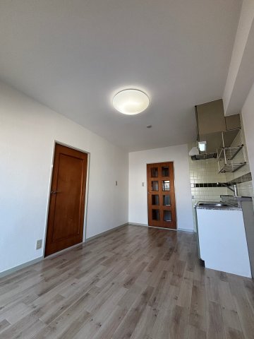 ホームズ山王 内観