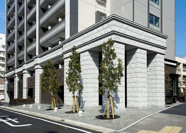 グランド・ガーラ横濱元町10階 ゆとりのあるエントランスです