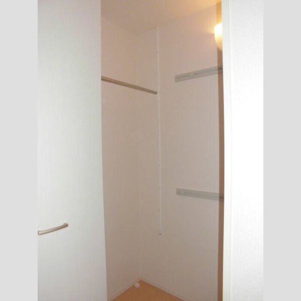 ハイツ ハピネス103号室 収納