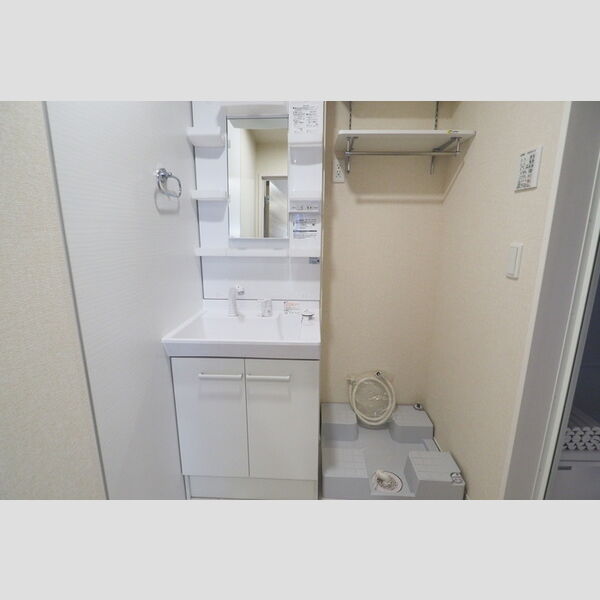 リゾラパレス 洗髪洗面化粧台