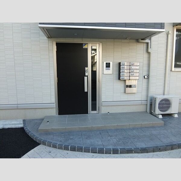 ペール メール メゾン エントランス