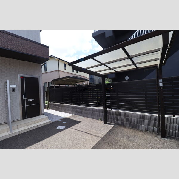 ラヴィエベル三鷹 駐輪場