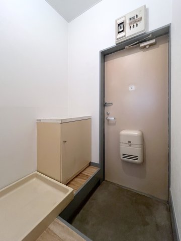 アルール平塚 同物件・別部屋画像　左右反転タイプ