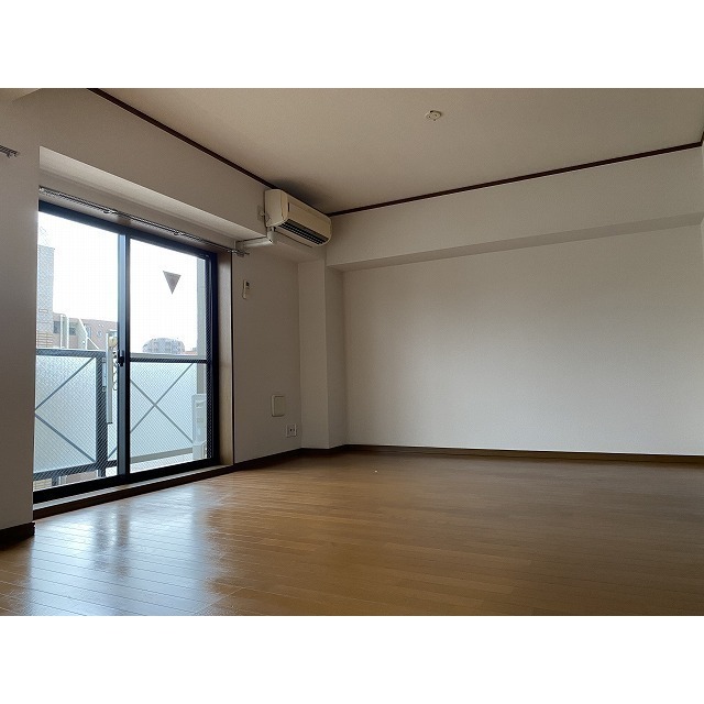 ラ・ポーム リビング