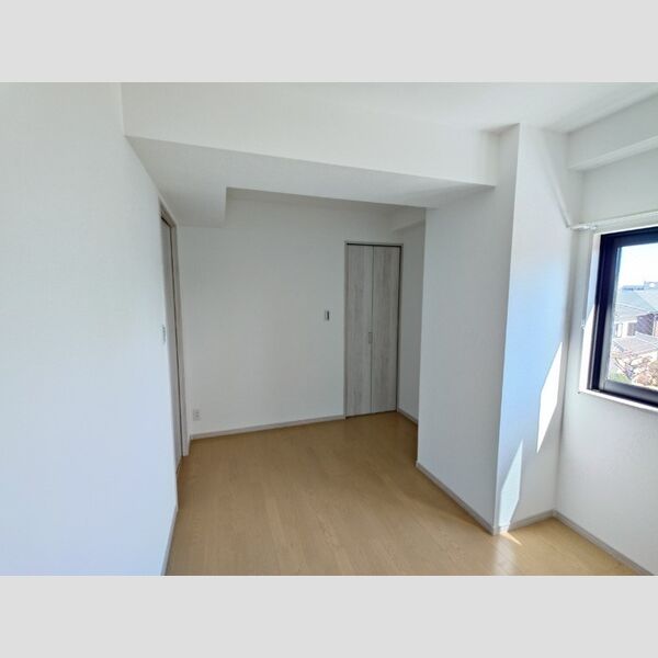 グランヴェールにしすな305号室 洋室6帖