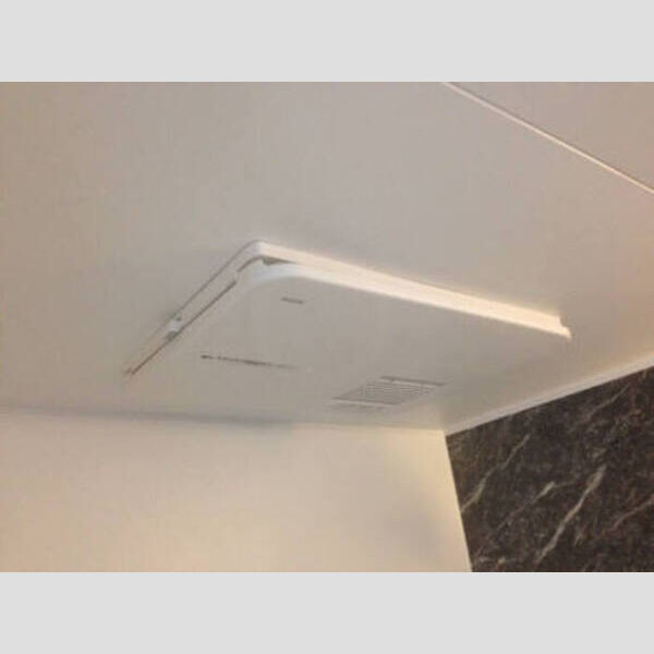 クレスト登戸305号室 浴室換気乾燥機