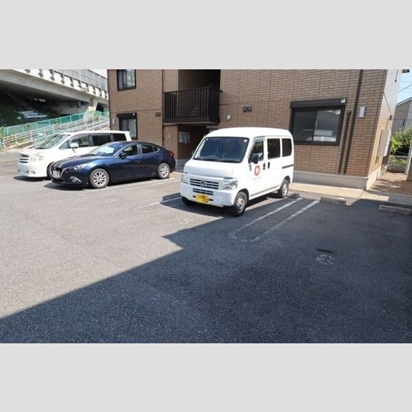 サマンドール 駐車場