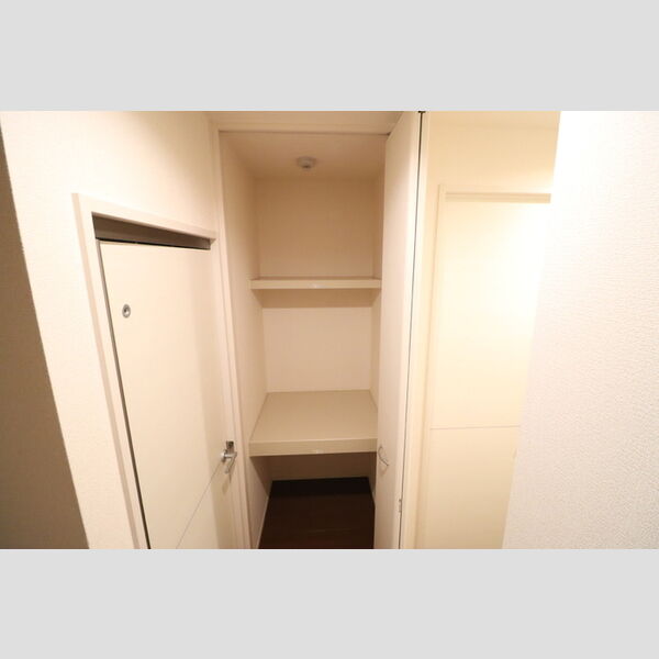 グランディオーソ 物入