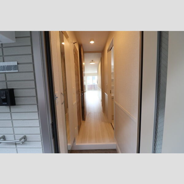 グランチェスタ浦和美園103号室 玄関