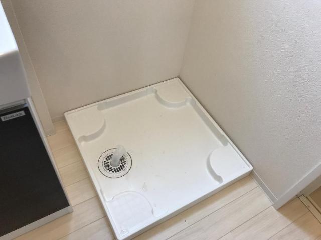 パークテラス・つつじヶ丘102号室 洗濯機置場