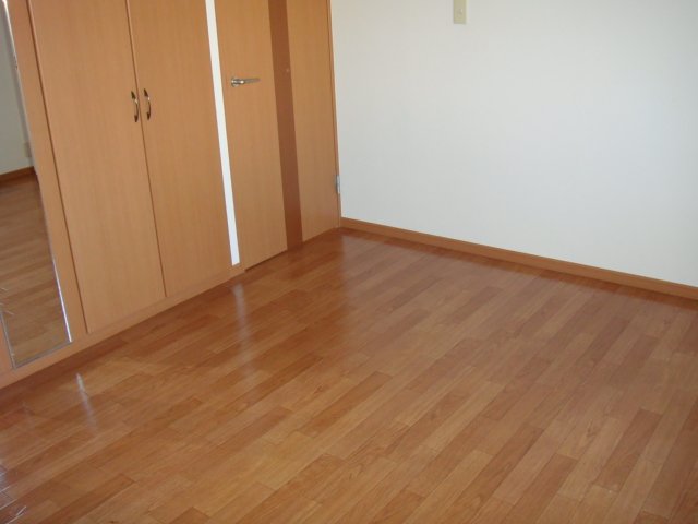 ガーデニングヒルズ 洋室