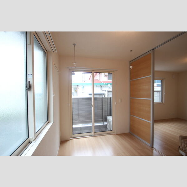 Villa Del Sol Ⅲ102号室 室内物干しが付いています!