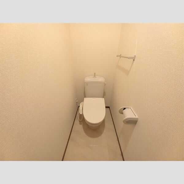 コスモスハイム　Ⅲ201号室 温水洗浄暖房便座トイレ