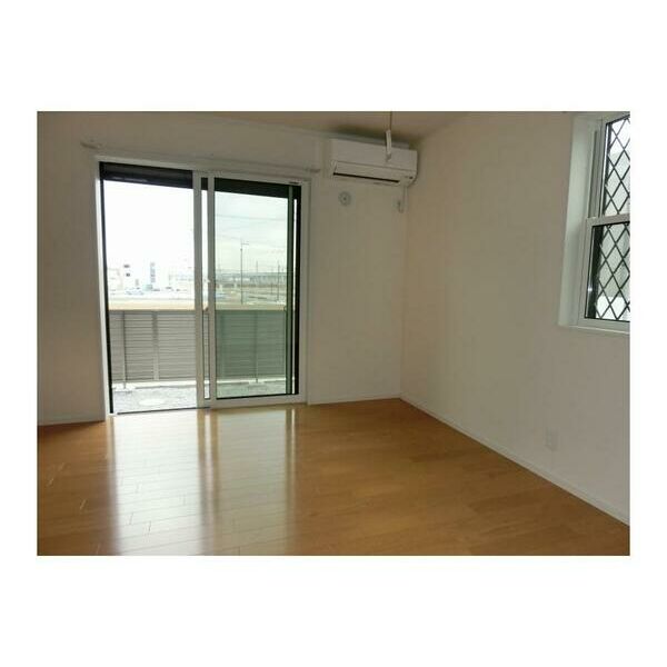 グランディールカシワタナカ　F棟 リビング