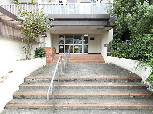 新小岩ガーデンハイツ エントランス