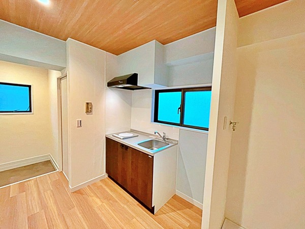 メゾンドヒル黒部 キッチン