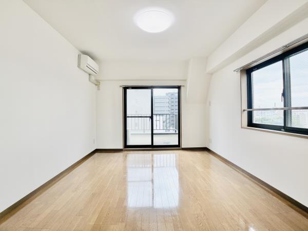 北品川アパートメント リビング