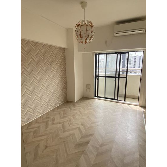 ロイヤルフラット野毛山壱番館902号室 同建物別部屋の参考画像