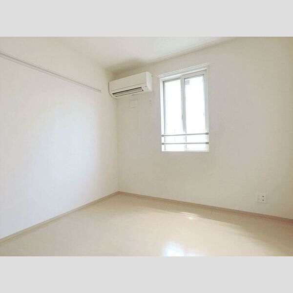 フォーマルハウト202号室 洋室5帖