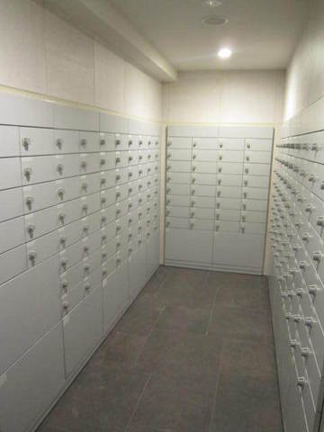 グランド・ガーラ桜木町駅前10階 メールボックス