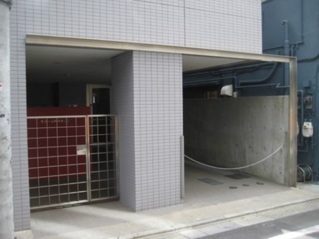 ラクール代々木公園0401号室 エントランス