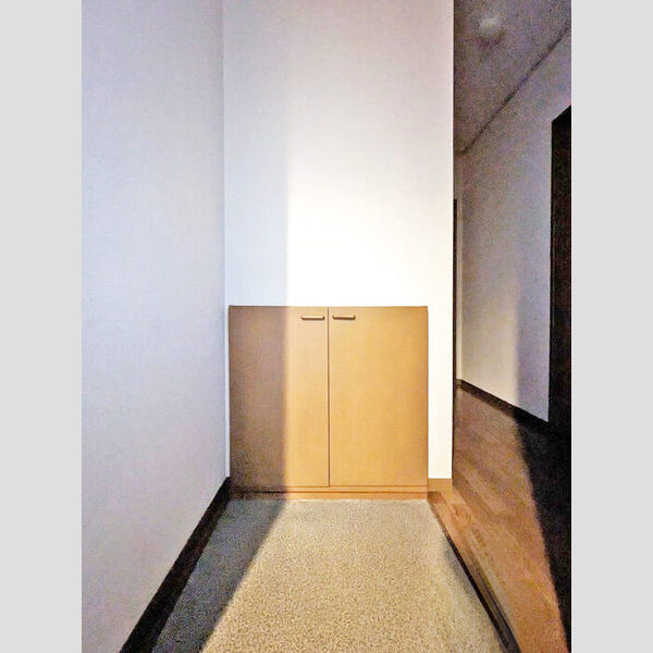 フローラK 玄関