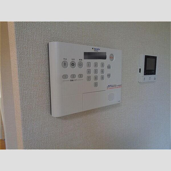 フランボワーズ中島105号室 ホームセキュリティ