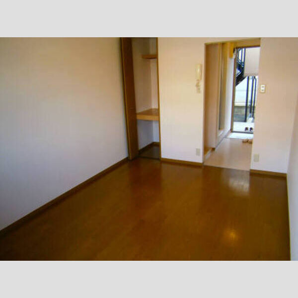 ヒルトップ202号室 洋室