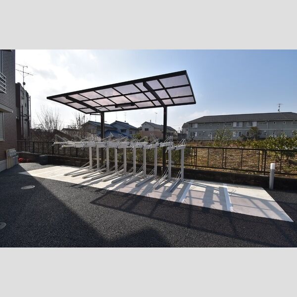 トリア　テュラー107号室 駐輪場