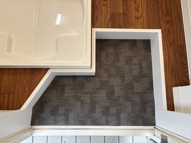 コージーハウス１６７1階 玄関