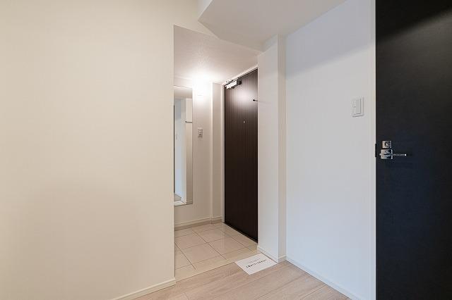 LIMERESIDENCE MACHIDA5階 玄関
