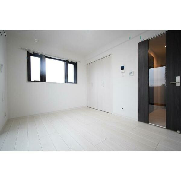 ピアコートTM練馬春日町弐番館204号室 リビング