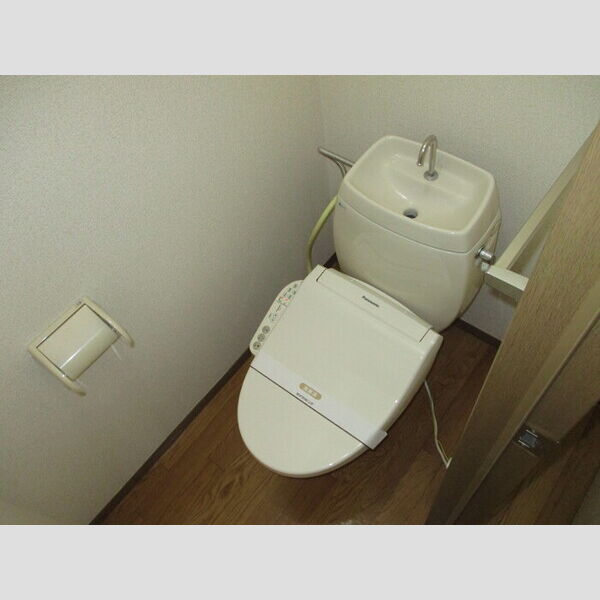 ティグリス102号室 温水洗浄暖房便座