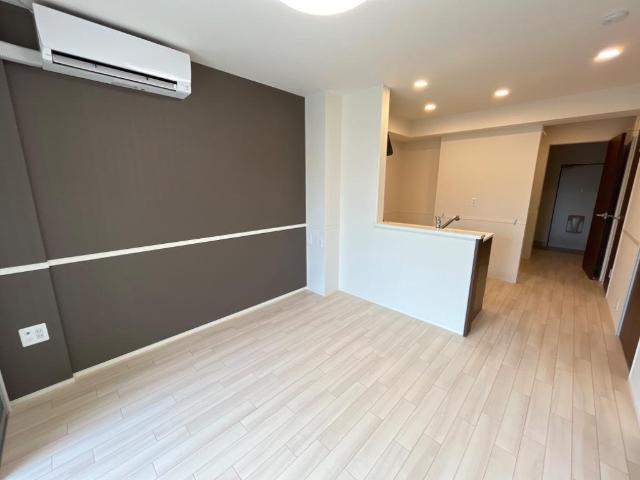 アドニス102号室 リビング（イメージ）