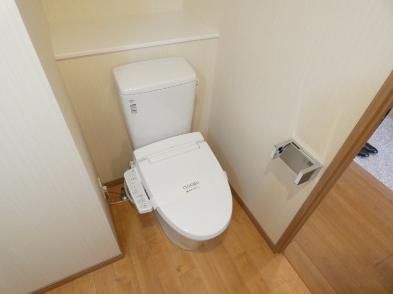 IL MEZZO DI TOKYO，UNO5階 温水洗浄便座