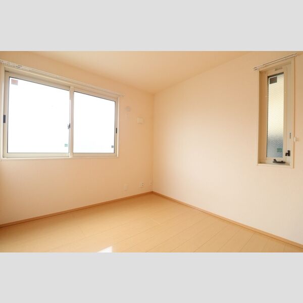 ヴァンフレイス早稲田105号室 洋室(4.5帖)