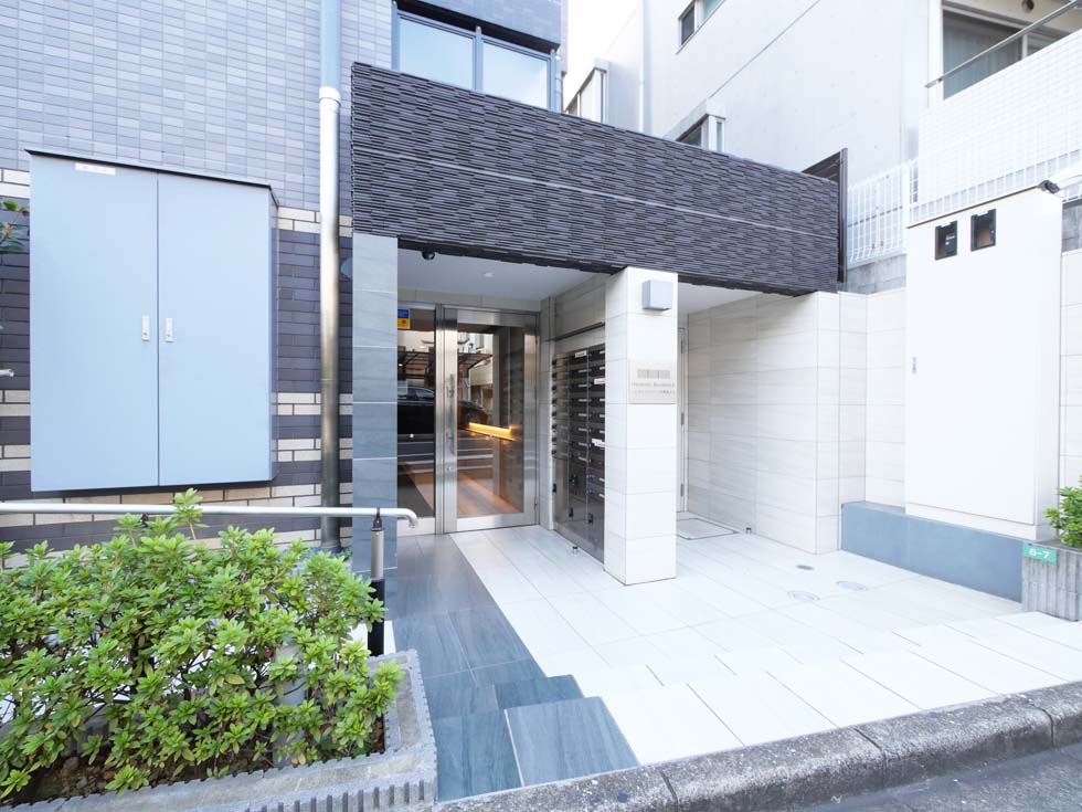 ハーモニーレジデンス中野坂上1階 外観