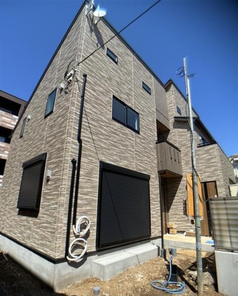 ラルゴ・ネオ 外観