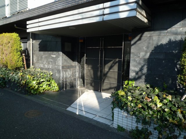 ＥＸＩＭ　ＯＧＩＫＵＢＯ エントランス