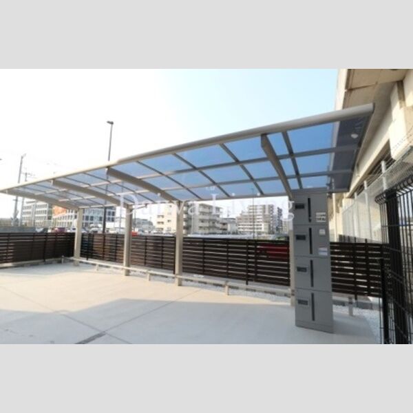 グラーティア 駐輪場