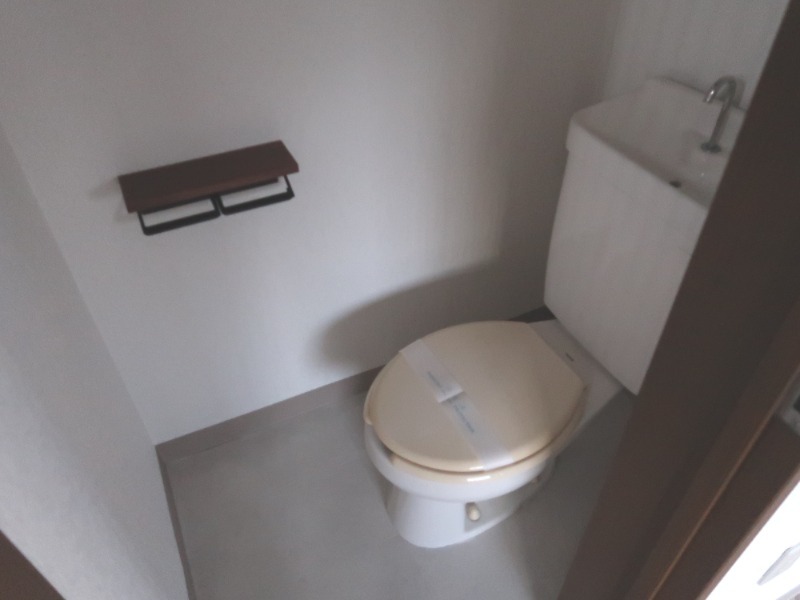 鎌ヶ谷市東初富6丁目店舗1階 トイレ